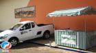 Feirantes de Carmo do Parana�ba recebem carro 0 KM e 24 barracas para acomodar as mercadorias