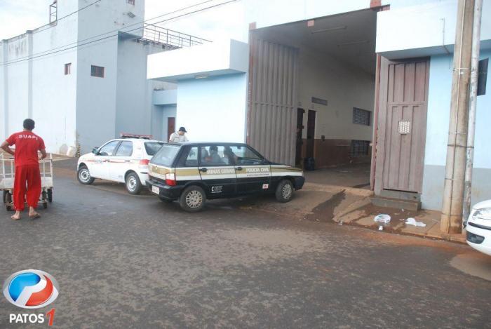 Patos 1 - Presidiário é atingido por disparo de borracha quando agentes penitenciários socorriam preso no presídio de Patos de Minas