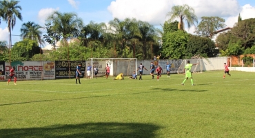 Santa Cruz vence Phivella/Agroterra de Coromandel e está na semifinal da Copa Amapar Oficial