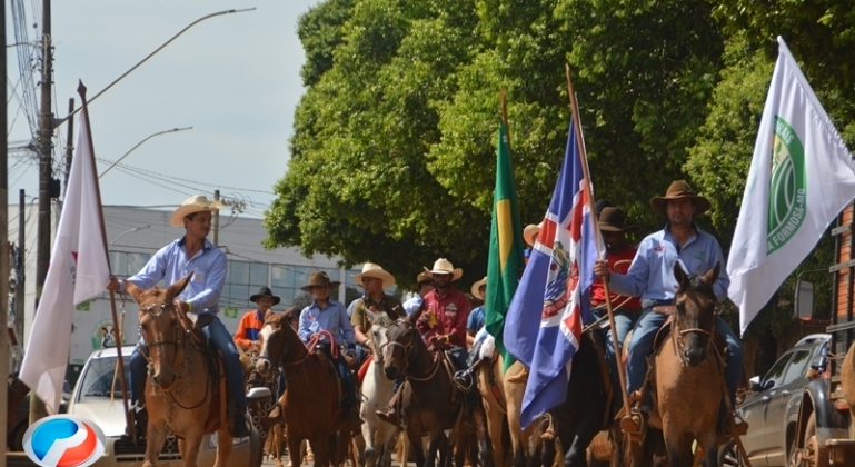 Cavalgada da Festa do Feijão acontece neste domingo (21) na cidade de Lagoa Formosa