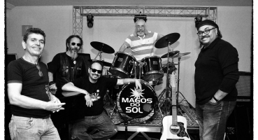 Banda Magos do Sol faz show gratuito em comemoração de seus 50 anos