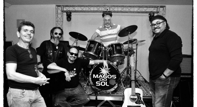 Banda Magos do Sol faz show gratuito em comemoração de seus 50 anos