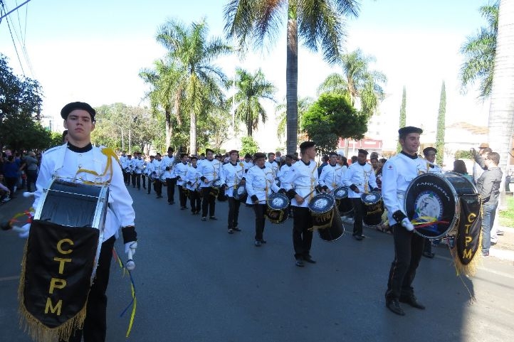 clique para ampliar Comemoração aos 126 de Patos de Minas tem desfile cívico cultural no centro da cidade
