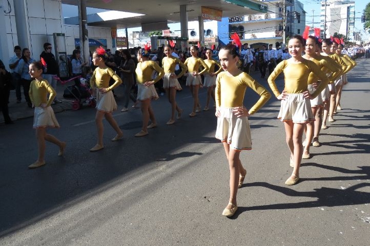 clique para ampliar Comemoração aos 126 de Patos de Minas tem desfile cívico cultural no centro da cidade