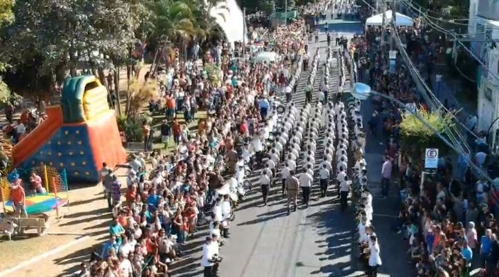 clique para ampliar Comemoração aos 126 de Patos de Minas tem desfile cívico cultural no centro da cidade
