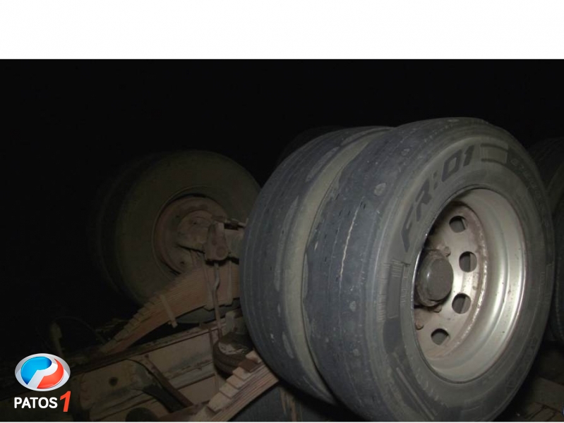 clique para ampliar Acidente na curva de Catiara em Serra do Salitremata duas pessoas