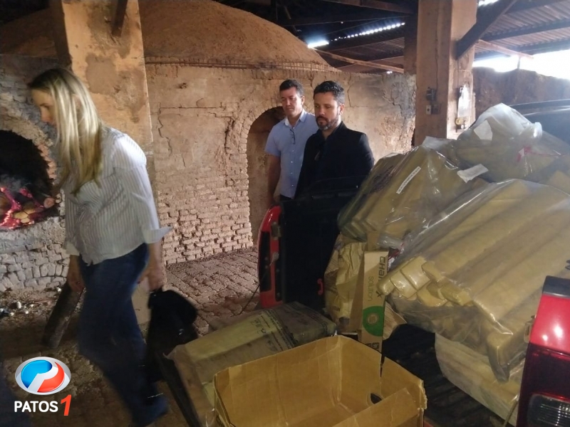 clique para ampliar Polícia Civil de Patos de Minas destrói aproximadamente 500 quilos de drogas apreendidas