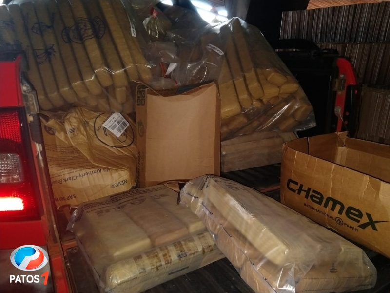 clique para ampliar Polícia Civil de Patos de Minas destrói aproximadamente 500 quilos de drogas apreendidas