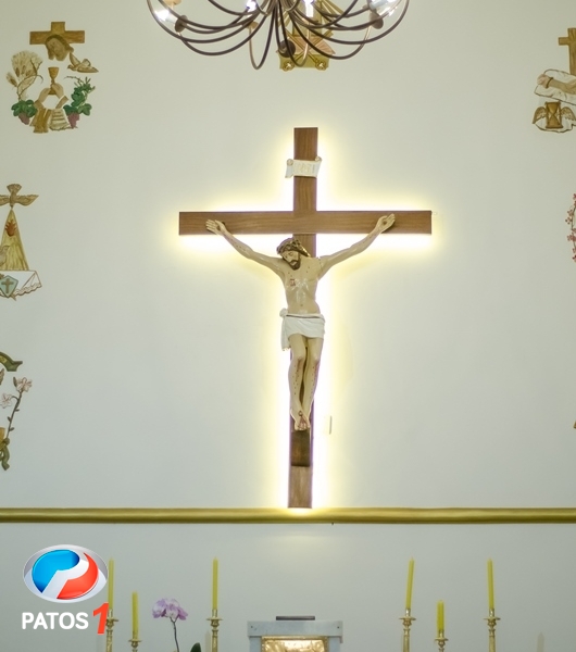 clique para ampliar Paróquia Nossa Senhora da Piedade de Lagoa Formosa celebra 21 anos de presença da ''Capelinha Mãe Rainha''.