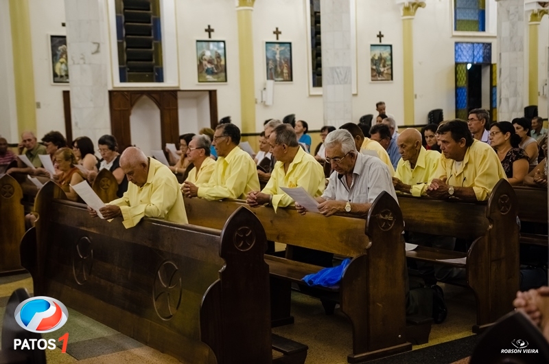 clique para ampliar Paróquia Nossa Senhora da Piedade de Lagoa Formosa celebra 21 anos de presença da ''Capelinha Mãe Rainha''.