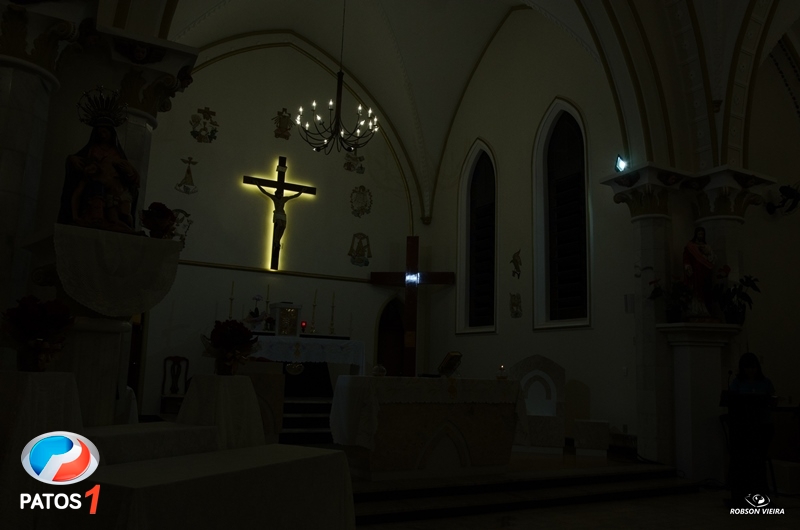 clique para ampliar Paróquia Nossa Senhora da Piedade de Lagoa Formosa celebra 21 anos de presença da ''Capelinha Mãe Rainha''.