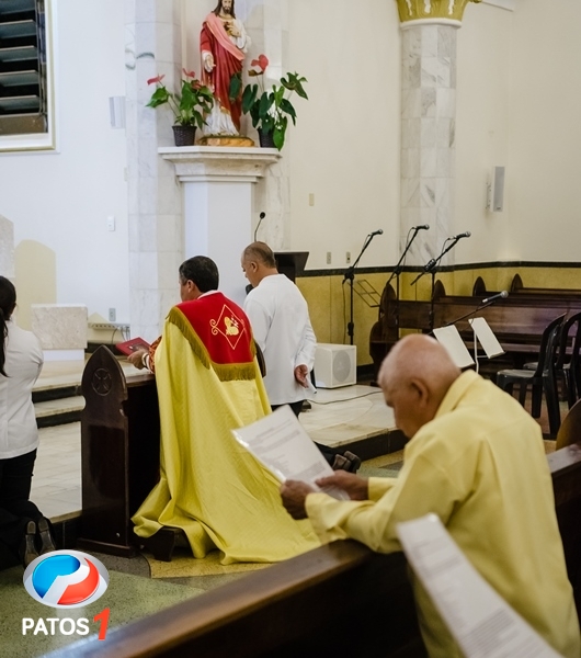 clique para ampliar Paróquia Nossa Senhora da Piedade de Lagoa Formosa celebra 21 anos de presença da ''Capelinha Mãe Rainha''.