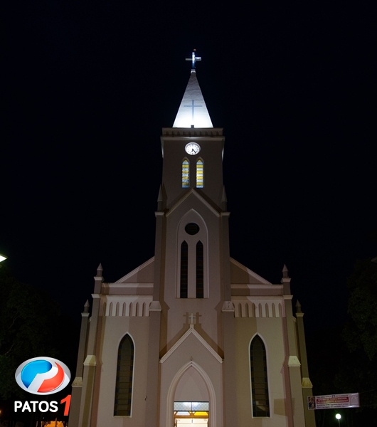 clique para ampliar Paróquia Nossa Senhora da Piedade de Lagoa Formosa celebra 21 anos de presença da ''Capelinha Mãe Rainha''.