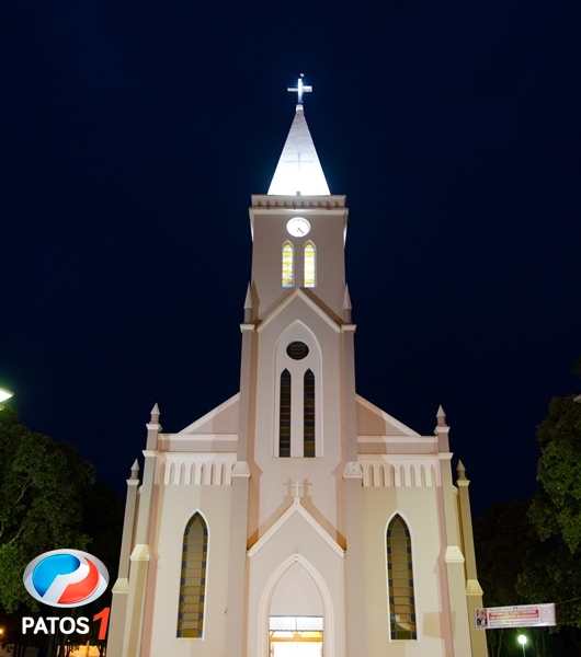 clique para ampliar Paróquia Nossa Senhora da Piedade de Lagoa Formosa celebra 21 anos de presença da ''Capelinha Mãe Rainha''.
