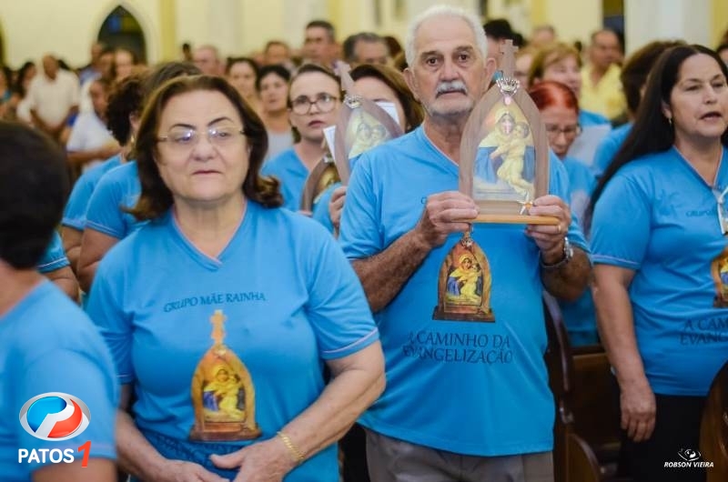 clique para ampliar Paróquia Nossa Senhora da Piedade de Lagoa Formosa celebra 21 anos de presença da ''Capelinha Mãe Rainha''.
