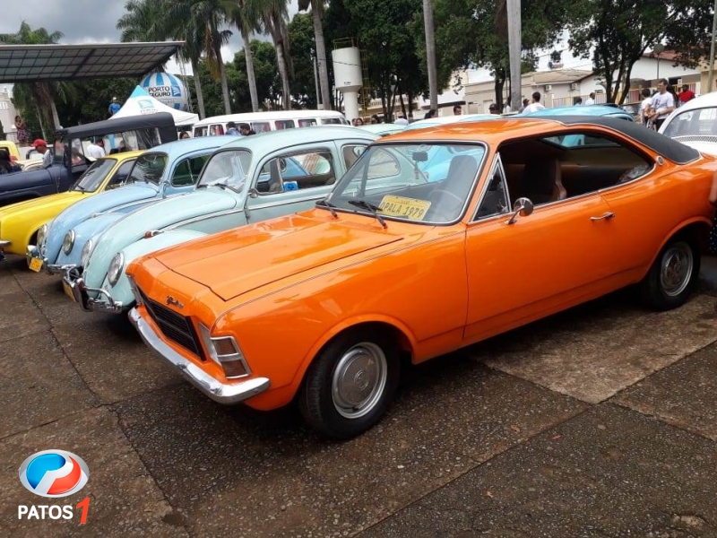 2º encontro de carros antigos é realizada na cidade de Lagoa Formosa 