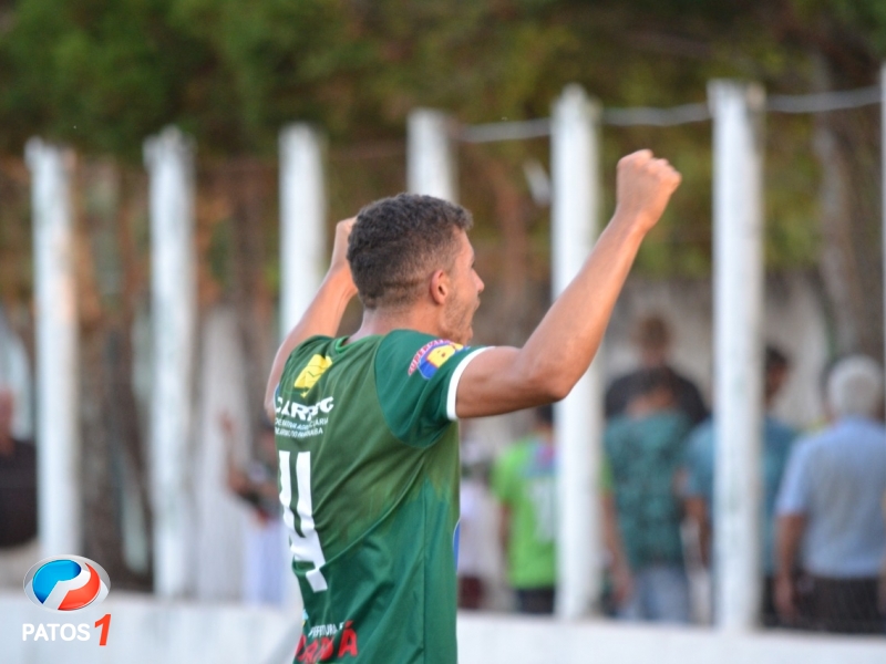 Ouro Verde de Arapuá e Paranaíba fazem a final do Campeonato Regional da Liga Patense