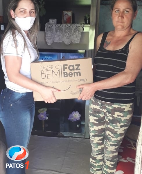 clique para ampliar Secretaria de Estado de Desenvolvimento Social faz doação de 140 cestas básicas para Lagoa Formosa