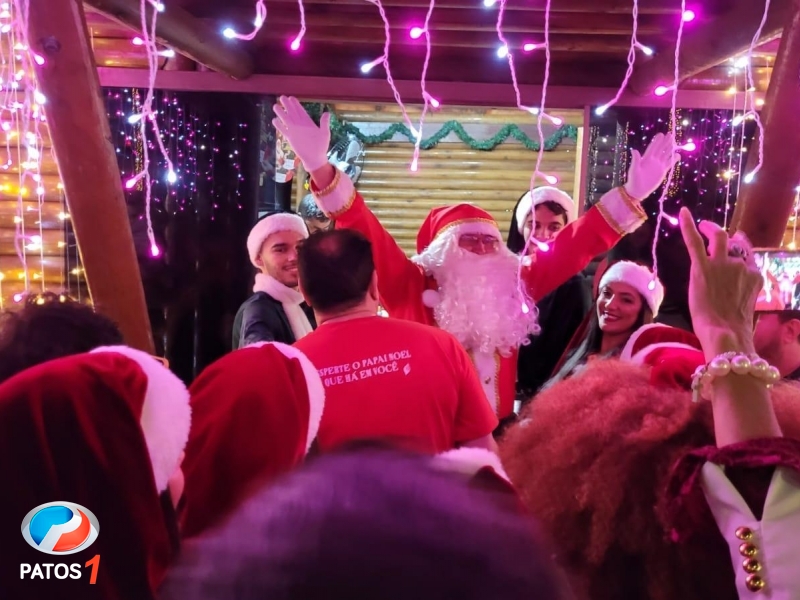 Trenzinho do Papai Noel faz a festa da criançada - Patos em Destaque