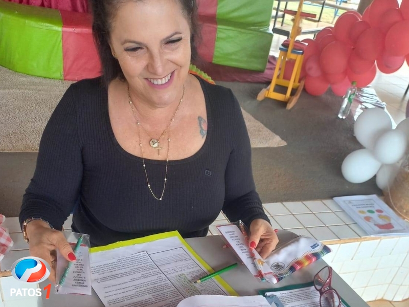 clique para ampliar Presidente da Câmara dos Vereadores de Lagoa Formosa participa do Projeto Blitz da Leitura na Escola Municipal Denise Luísa de Oliveira
