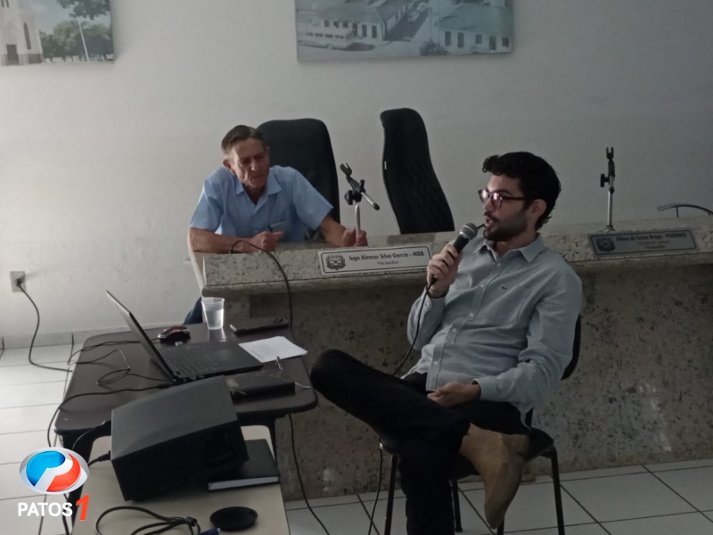 clique para ampliar Procurador do município de Lagoa Formosa faz reunião com vereadores para mostrar dados e recomendações do Ministério Público sobre o Canil