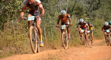 2ª Maratona do Milho de Mountain Bike reúne aproximadamente 400 atletas em Patos de Minas 2ª Maratona do Milho de Mountain Bike reúne aproximadamente 400 atletas em Patos de Minas