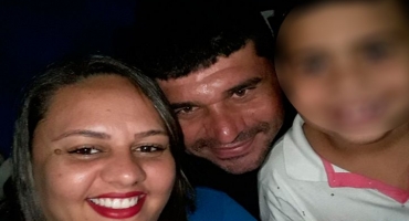 Mulher de Carmo do Paranaíba teve o filho e o marido presos nos EUA
