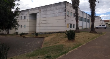 Paciente de Carmo do Paranaíba procura a polícia após ser deixada na rodovia próximo a Lagoa Formosa Paciente de Carmo do Paranaíba procura a polícia após ser deixada na rodovia próximo a Lagoa Formosa