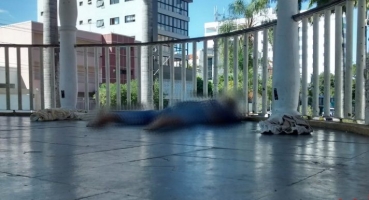 Morador de rua é encontrado morto na Praça do Coreto em Patos de Minas