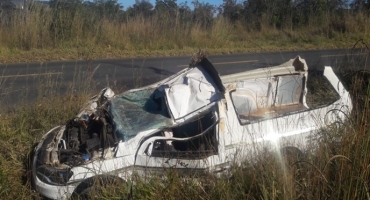 Motorista de carro funerário fica ferido em acidente na MGC 354 em Presidente Olegário