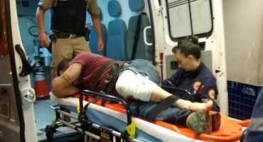 Homem é baleado após apontar arma de fogo para policial em Patos de Minas