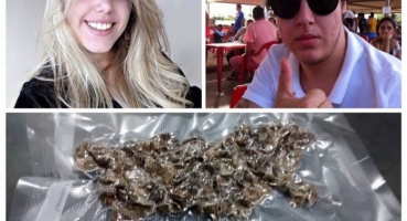 Casal é preso ao receber correspondência com maconha pelos Correios em Carmo do Paranaíba Casal é preso ao receber correspondência com maconha pelos Correios em Carmo do Paranaíba