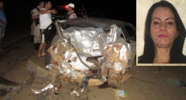 Mulher de 43 anos morre em grave acidente na BR 354 no município de Rio Paranaíba Mulher de 43 anos morre em grave acidente na BR 354 no município de Rio Paranaíba