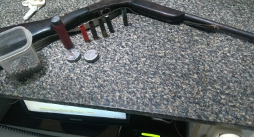 Polícia Militar de Lagoa Formosa apreende arma de fogo na zona rural do município Polícia Militar de Lagoa Formosa apreende arma de fogo na zona rural do município