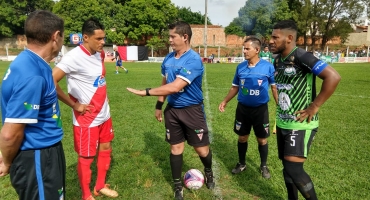 Santa Cruz e Niterói empatam em 0 a 0 no primeira partida do mata-mata do Regional 