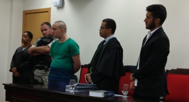 Acusado de matar interno de clínica asfixiado é condenado a 12 anos de prisão Acusado de matar interno de clínica asfixiado é condenado a 12 anos de prisão