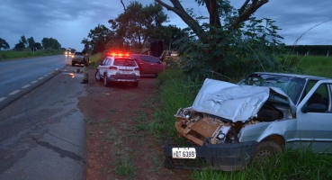 Motorista de 87 anos fica ferido em acidente na BR-354 em Lagoa Formosa
