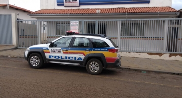 Morador de Carmo do Paranaíba cai em golpe de estelionatário em compra de automóvel e perde R$ 84.500,00 Morador de Carmo do Paranaíba cai em golpe de estelionatário em compra de automóvel e perde R$ 84.500,00