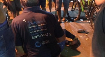 Casal de Lagoa Formosa fica ferido em acidente envolvendo bicicleta e automóvel Casal de Lagoa Formosa fica ferido em acidente envolvendo bicicleta e automóvel