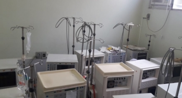 Pacientes de hemodiálise denunciam situação precária no Hospital São Lucas em Patos de Minas Pacientes de hemodiálise denunciam situação precária no Hospital São Lucas em Patos de Minas