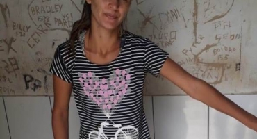 Mulher é presa tentando entrar no Presídio Sebastião Satiro com cigarros recheados de drogas Mulher é presa tentando entrar no Presídio Sebastião Satiro com cigarros recheados de drogas