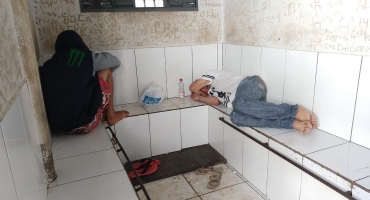 PM prende dupla que assaltou bar na Rua dos Guaranis PM prende dupla que assaltou bar na Rua dos Guaranis