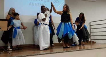 Escola Estadual Sizenando Amaral realiza ação no Dia Mundial de Conscientização do Autismo Escola Estadual Sizenando Amaral realiza ação no Dia Mundial de Conscientização do Autismo