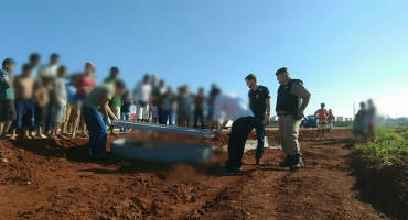 No segundo homicídio em Patos de Minas em menos de 24 horas rapaz é morto a facadas No segundo homicídio em Patos de Minas em menos de 24 horas rapaz é morto a facadas