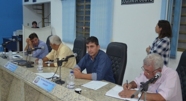 Na 16ª reunião ordinária de 2019 vereadores de Lagoa Formosa analisam e votam vários projetos