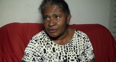 Mãe pede ajuda para pagar exame médico da filha com aneurisma Mãe pede ajuda para pagar exame médico da filha com aneurisma