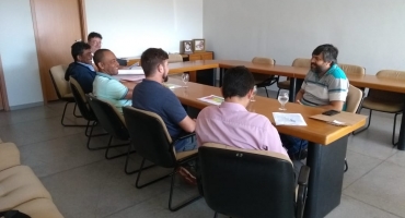 Prefeitura de Carmo do Paranaíba notifica empresa sobre atrasos na coleta seletiva de lixo Prefeitura de Carmo do Paranaíba notifica empresa sobre atrasos na coleta seletiva de lixo
