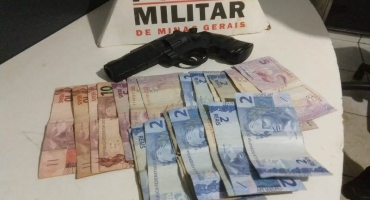 Polícia  Militar de Patos de Minas apreende menores suspeitos de cometer roubo em padaria