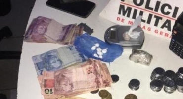 Garoto é flagrado com droga e diz que trafica para sustentar a mãe desempregada