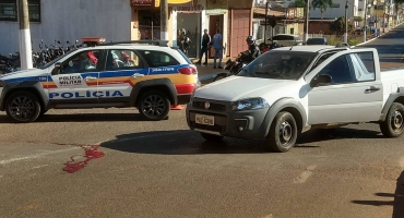 Homem de 70 anos é socorrido em estado grave após ser atropelado em Patos de Minas Homem de 70 anos é socorrido em estado grave após ser atropelado em Patos de Minas